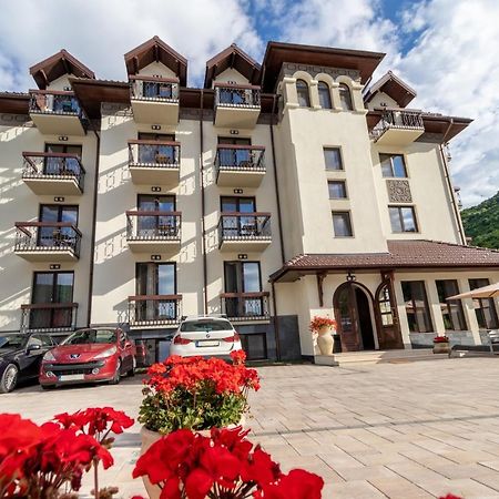 River Hotel & Spa Кэлимэнешти Экстерьер фото