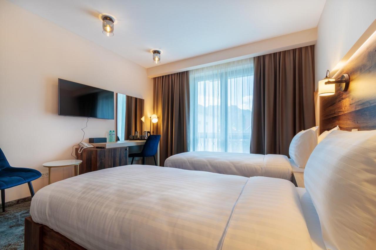 River Hotel & Spa Кэлимэнешти Экстерьер фото