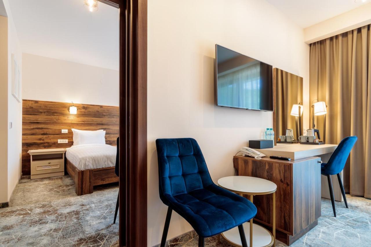 River Hotel & Spa Кэлимэнешти Экстерьер фото