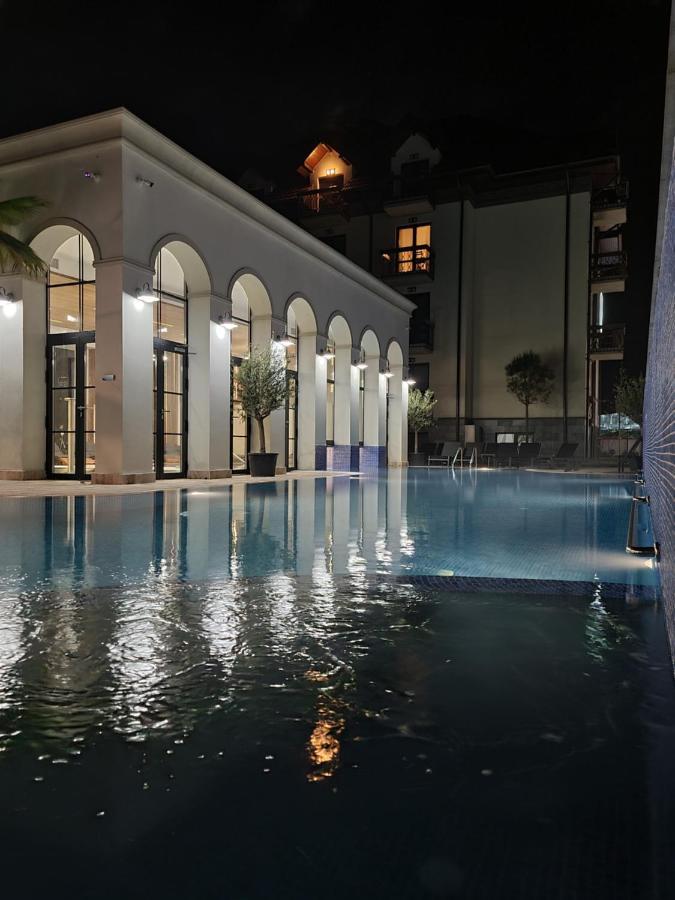 River Hotel & Spa Кэлимэнешти Экстерьер фото